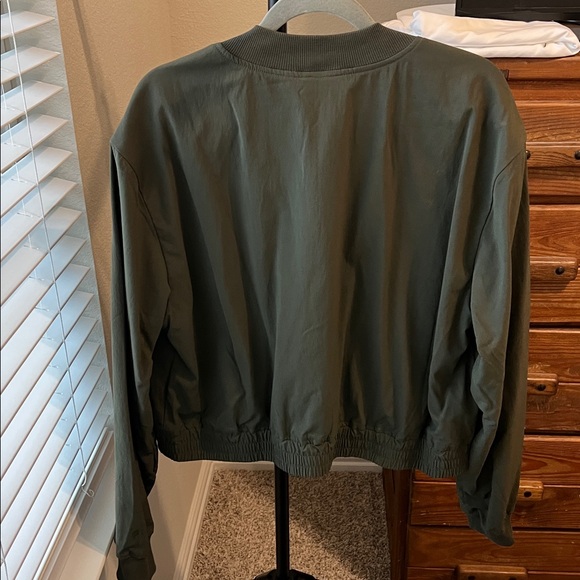 Fabletics Bomber Jacket - Picture 6 of 6